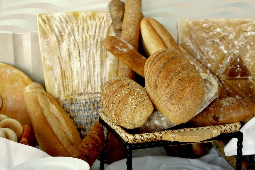 Eser Premium Hotel & Spa Бююкчекмедже Екстер'єр фото Bread