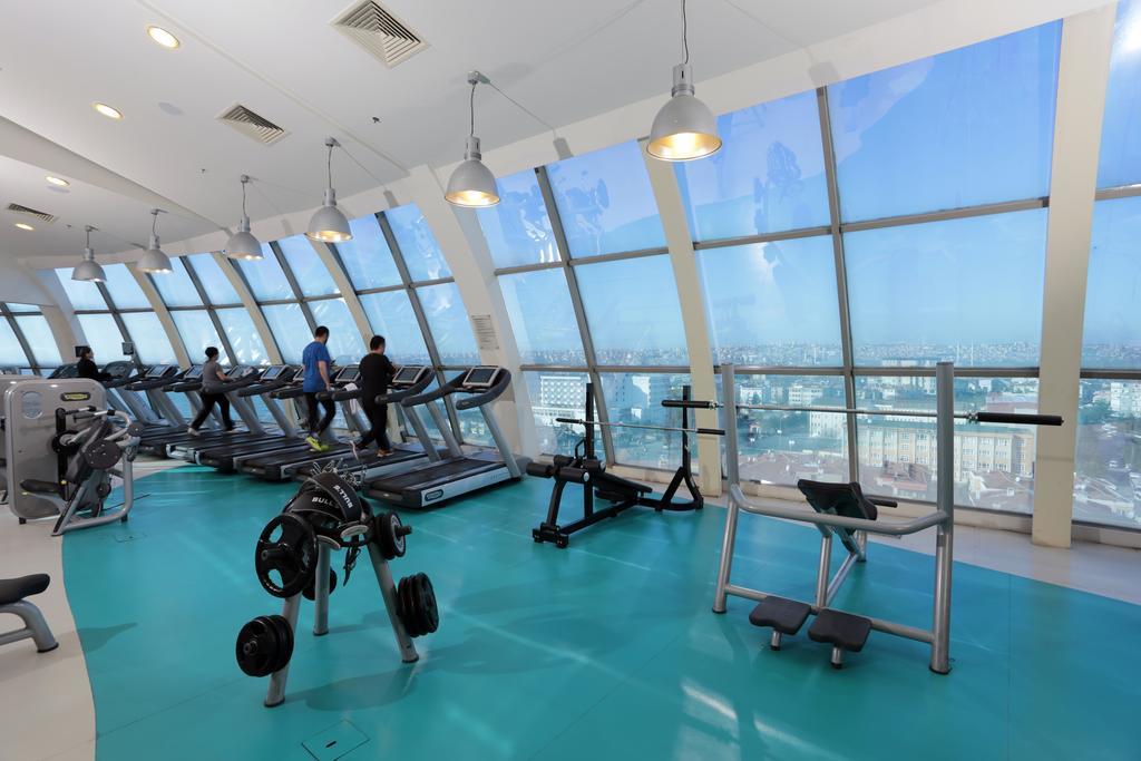 Eser Premium Hotel & Spa Бююкчекмедже Екстер'єр фото The gym at the 101 building