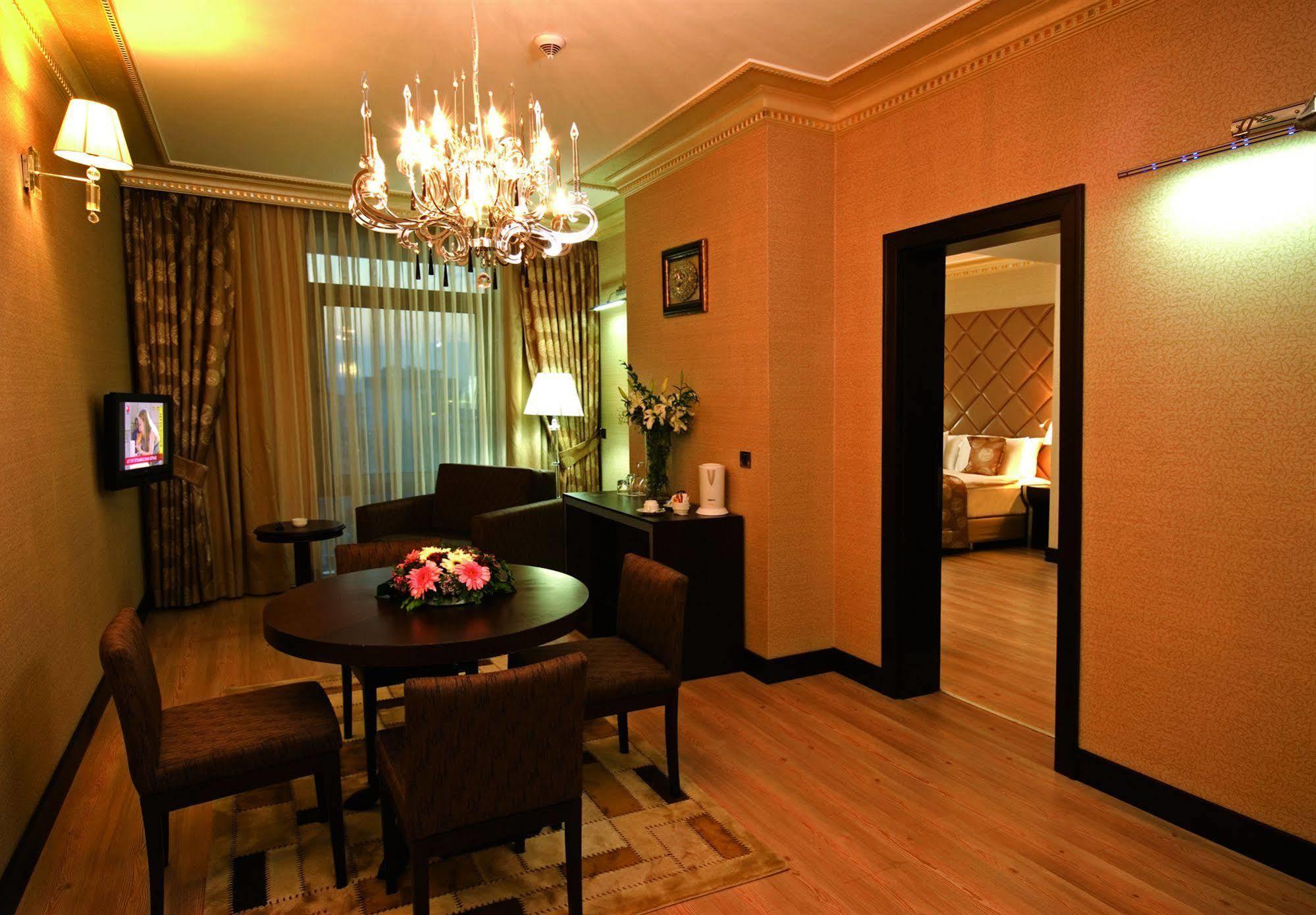 Eser Premium Hotel & Spa Бююкчекмедже Екстер'єр фото Suite